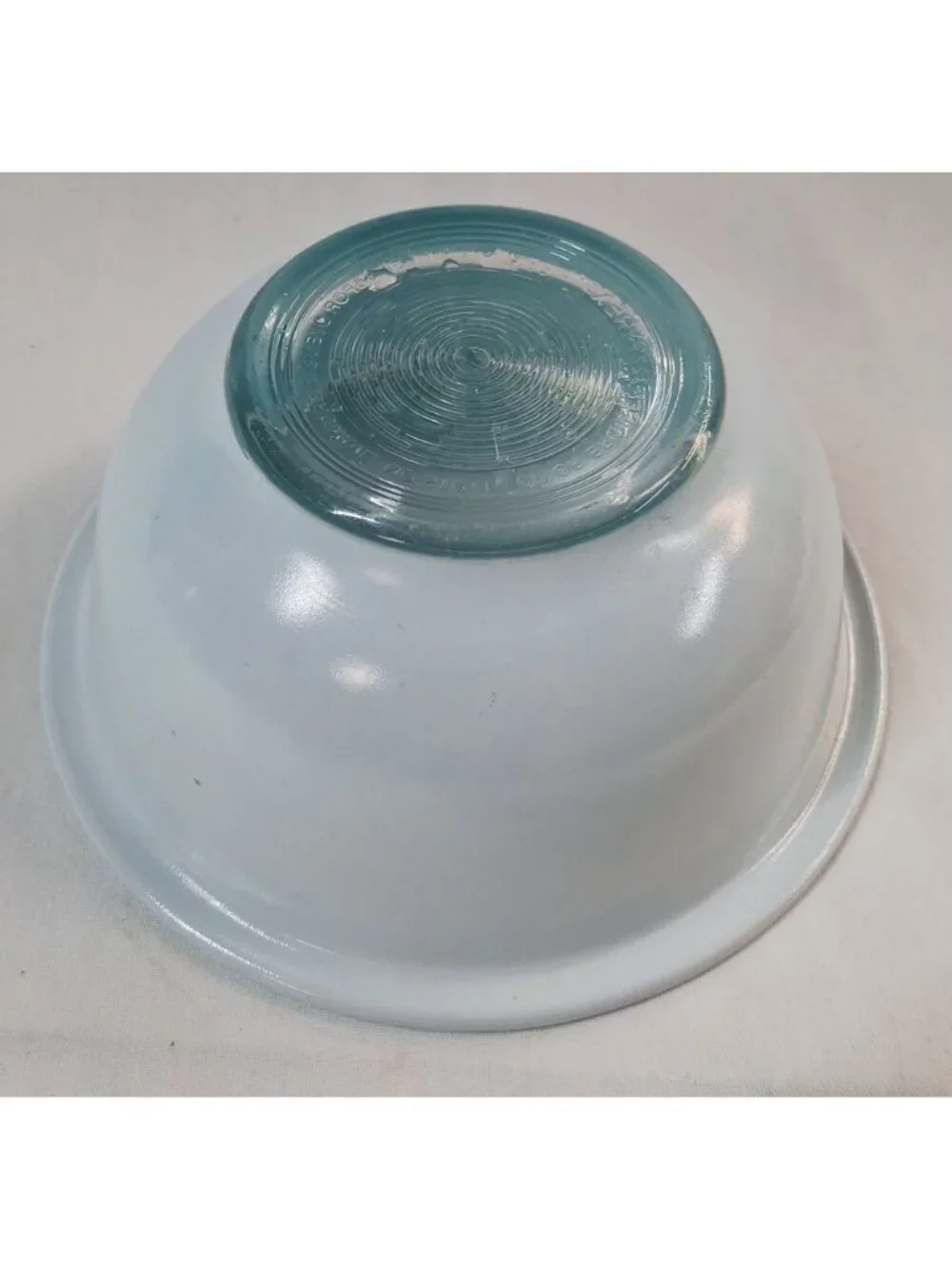 Vintage 1980s Pyrex No. 322 powder blue Mixing Bowl 8